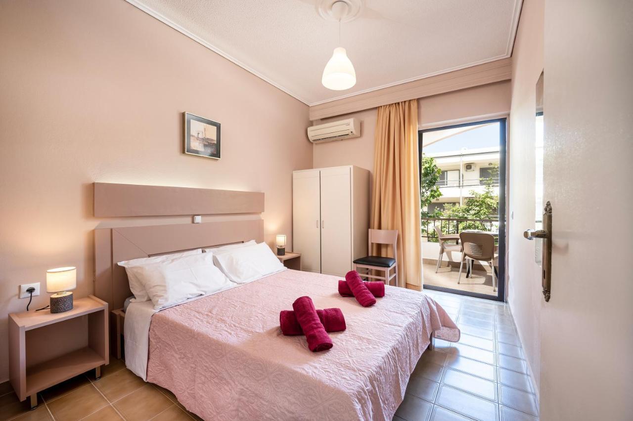 Prestige Holiday Apartments 科斯镇 外观 照片