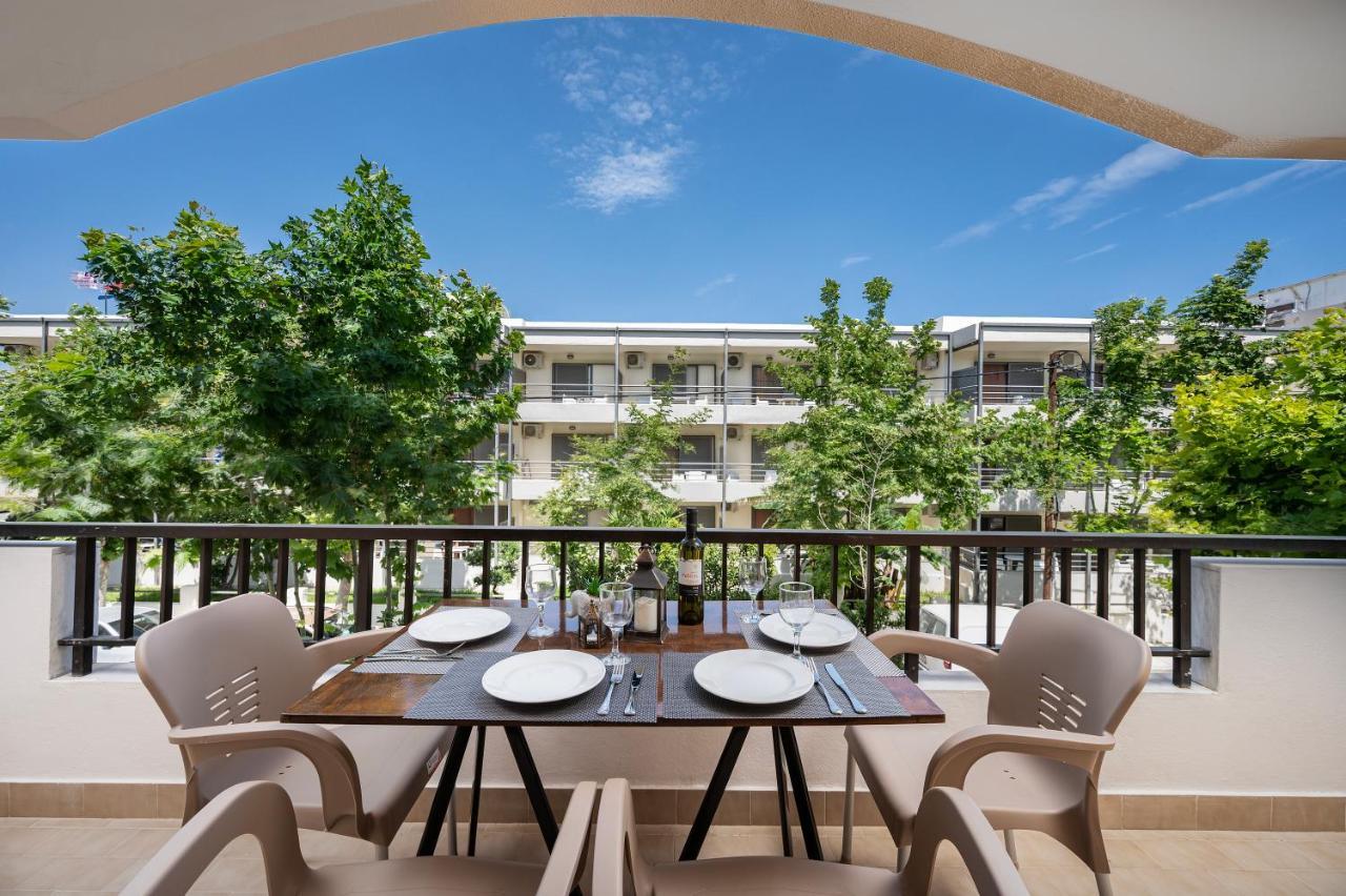Prestige Holiday Apartments 科斯镇 外观 照片