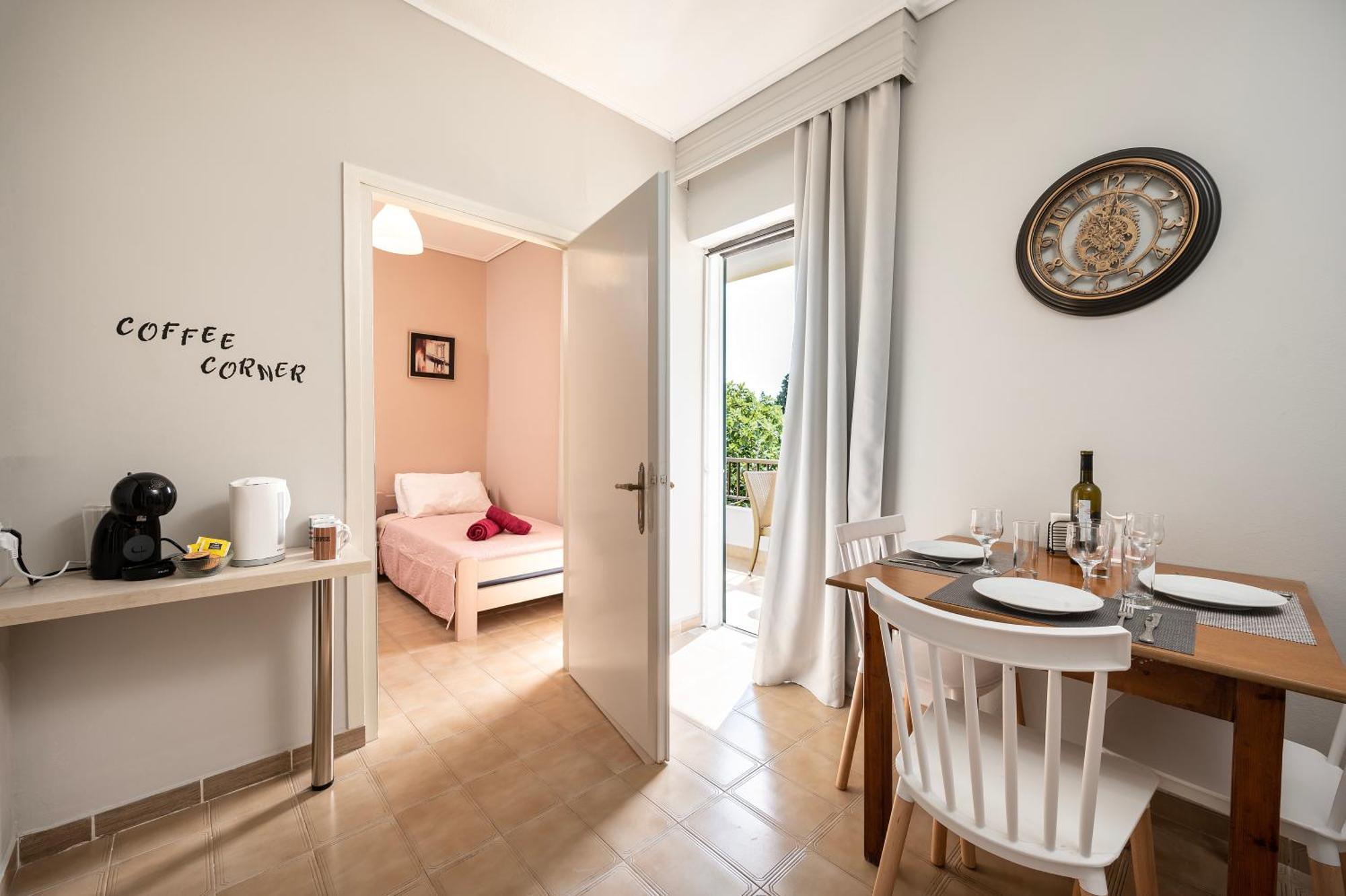 Prestige Holiday Apartments 科斯镇 外观 照片